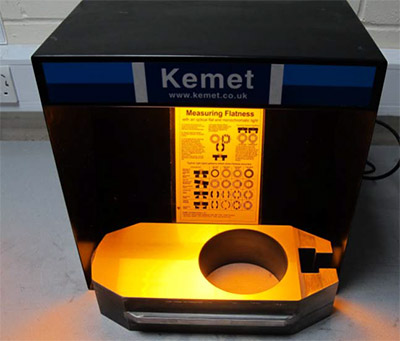 Kemet Monochromatic Light source